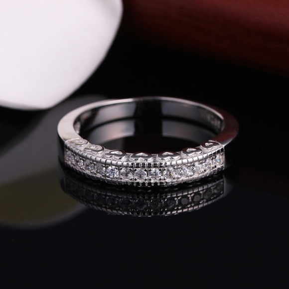 Jewelry - ADORABLE MADELINE